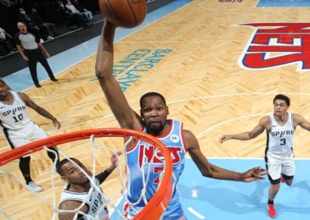  克拉克25+14爵士击退篮网